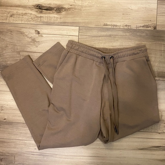 NWOT Banana Republic French Terry Sweatset - Picture 5 of 6